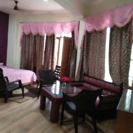 Misty Woods Hotel Dharamshala Exterior photo
