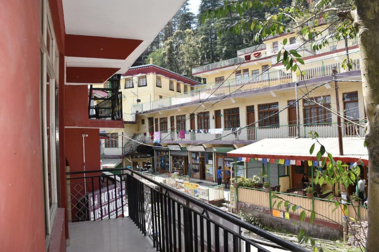 Misty Woods Hotel Dharamshala Exterior photo